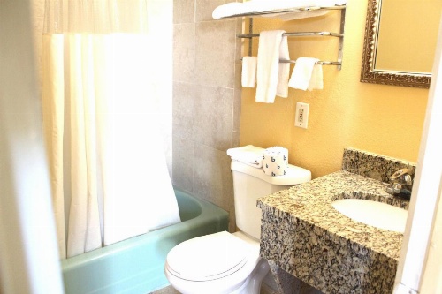 Budget Inn - St. Petersburg image 13